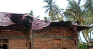 Hujan Es Memang Ada, Tapi Langsung Cair