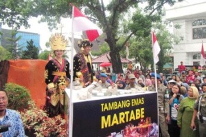 Tambang Emas Martabe Ikuti Pawai Pembangunan Sumut 2013