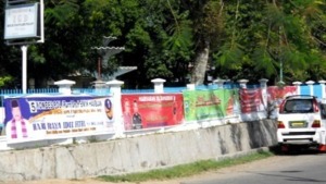 Para Caleg Mulai Perang Poster di Panyabungan