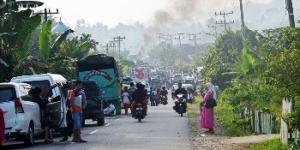 Usai Ribuan Massa Blokir Jalan Selama 21 Jam, 62 Warga Dibebaskan