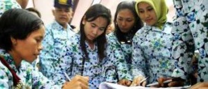 Mulai 2015, Seluruh PNS Harus Dilatih Lagi
