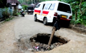 Awas!!! Lobang Maut di Tambangan Jae