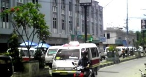 Alfamart dan Kegelisahan Pedagang Kecil