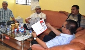 Tim Jokowi Kampanye Hitam, Tim Prabowo Mengadu ke Panwas