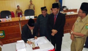 Perubahan APBD 2014 Disahkan 900 Milyar