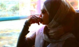 Terinspirasi Khadijah, Melanie Jane Peluk Islam