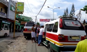 Pendapatan Angkutan Pedesaan Turun 75 Persen