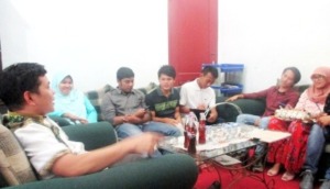 Alumni SMA Plus Kunjungi KPU Madina