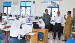 Komisi I DPRD Madina Tinjau Pelaksanaan UN