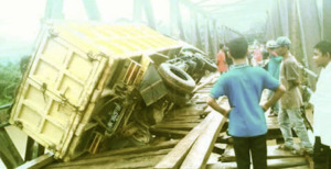 Jembatan Bintungan Kian Gawat