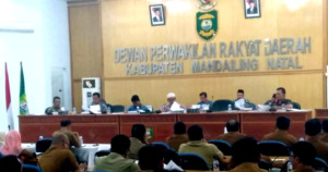 Banggar Kangkangi Ketetapan Bamus,  Produk DPRD Madina Dikhawatirkan Cacat Hukum