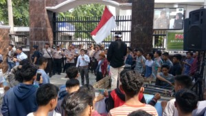 Mahasiswa Desak Kejatisu Tetapkan Tersangka Kasus Taman Raja Batu