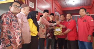 Pilkada Madina, H. Aswin Mendaftar ke PDI Madina