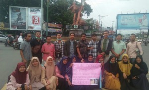 Mahasiswa dan Pelajar Galang Dana Untuk Korban Banjir Siabu