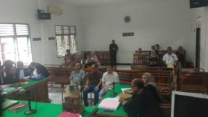 Hakim Minta Bupati Madina Hadiri Sidang