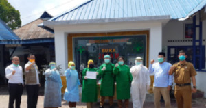 Iskan Qolba Salurkan Bantuan APD Untuk RSU dan Puskesmas se Tabangsel