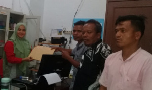 Warga Adukan Kades Aek Banir ke Inspektorat