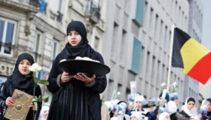 HARAM MELECEHKAN AJARAN ISLAM