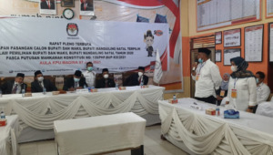 KPU Tetapkan Sukhairi-Atika Bupati dan Wakil Bupati Madina Terpilih