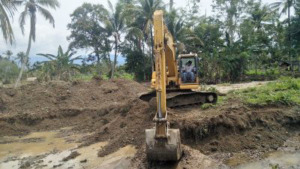 Selamatkan Ratusan Ha Sawah Terrendam, PU Madina Keruk Aek Sibontar