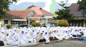 MAN 1 Madina Berzikir