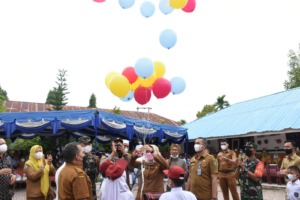 Semangati Anak-anak yang Vaksin, Wabup Atika Janji Traktir Makan Bakso