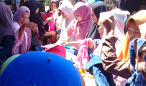 Pekan Akhir Ramadan, Pasar Panyabungan Membludak