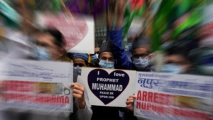 Solusi Menghentikan Segala Bentuk Penghinaan Terhadap Rasululloh