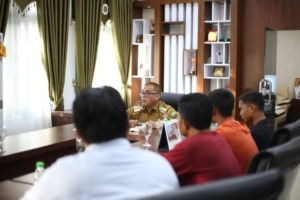 Harumkan Nama Madina, Pesilat Silaturrahmi dengan Bupati