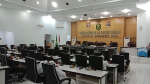 Tak Penuhi Kuorum, Paripurna Diskors Sampai Pukul 14.00 WIB