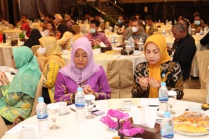 Eli Mahrani Ikuti Seminar Nasional BKKBN