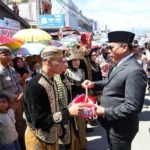 Karnaval Meriahkan Perayaan HUTRI di Madina