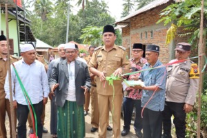 Pemkab Madina Berangkkatgratiskan 10 Warga Umrah