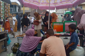 Geliat Ekonomi Rakyat di Karnaval HUT Madina