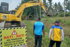Musim Tanam Padi Tiba, PUPR Madina Bersihkan Saluran Irigasi Skunder