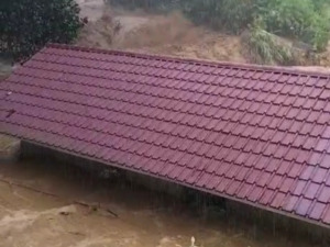Bangunan Sekolah SD di Aek Baru Julu Dihantam Banjir Bandang