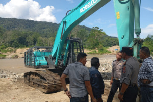 Operasi Penertipan Tambang Emas Ilegal di Madina, 12 Alat Berat Milik Penambang Diamankan