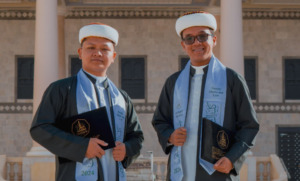 Dua Mahasiswa dari Mandailing Natal Diwisuda di Yaman