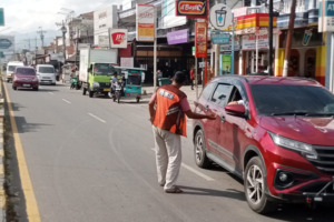 Agar Tidak Disangka Liar, Jukir di Madina Harus Pungut Parkir Dengan Karcis