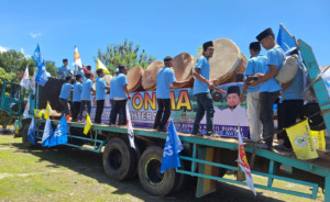 Gordang Sambilan Terbesar di Dunia Iringi Harun-Ichwan ke KPU