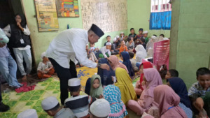 Saipullah Santuni 249 Anak Yatim di Panyabungan