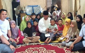 Saipullah Santuni Yatim di Hutabargot dan Dalan Lidang