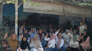 Ibu ibu Pengajian di Natal Libatkan diri Menangkan Harun-Ichwan di Pilkada Madina