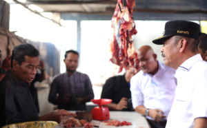 Harga Daging Mahal, Bupati Madina Sampaikan Aspirasi Kaum Ibu