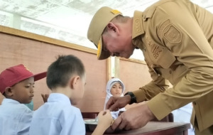 Bupati dan Wabup Tinjau MBG di Pidoli