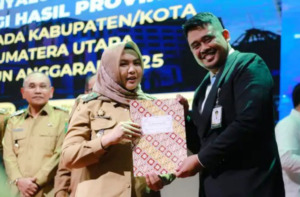 Madina Terima Sertifikat DBH 16,4 Miliar