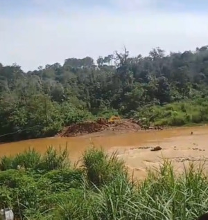 Tambang Emas Ilegal Beroperasi di Desa Rantobi, Alasan Bangun Masjid dan Lapangan Bola