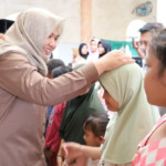 Atika Ajak Masyarakat Pelihara Anak Yatim