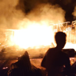 Kobaran Api Hanguskan 4 Rumah Warga Desa Singkuang Satu Madina