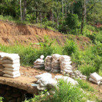 Kades yang Rusak Aset Pemkab Madina di Desa Jambur Baru Mulai Kumpulkan Material Dari Warga